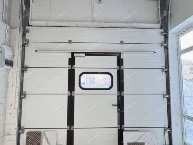 здание под офис, торговую площадь в переулке Первостроителей город Кстово