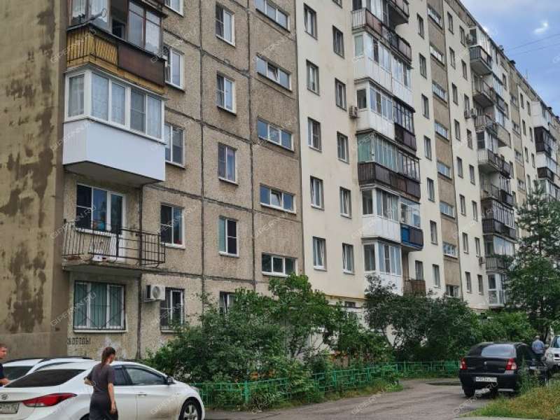 трёхкомнатная квартира на улице Свободы дом 112