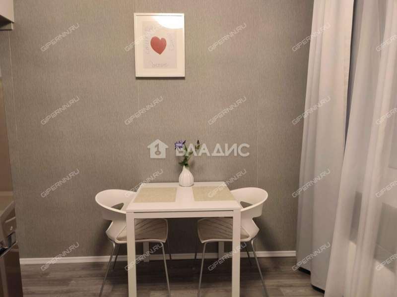 однокомнатная квартира на бульваре 60-летия Октября дом 5А