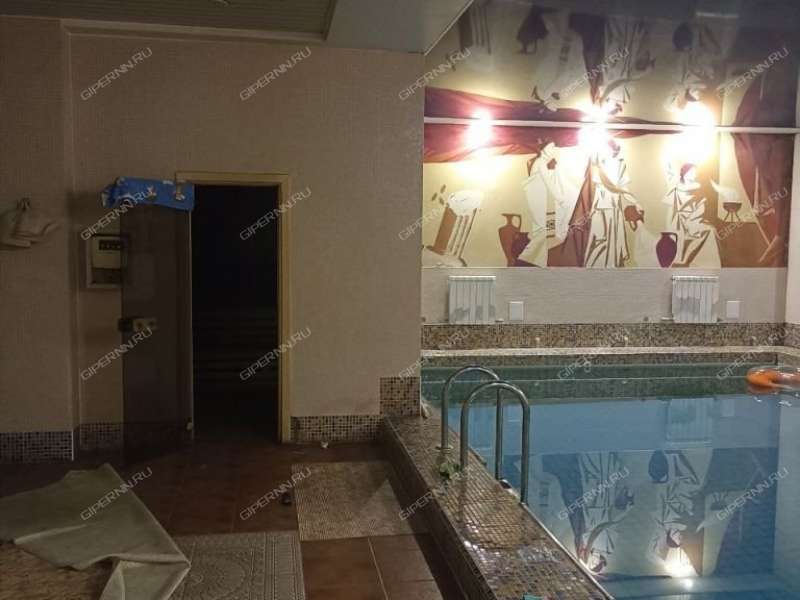 здание под недвижимость для отдыха, развлечений на улице Юлиуса Фучика