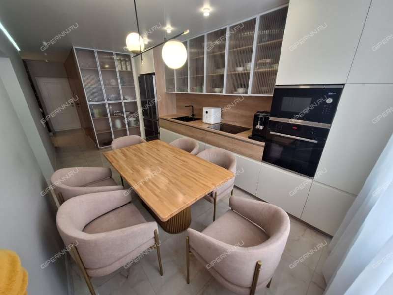 четырёхкомнатная квартира на проспекте Ленина дом 30 к5