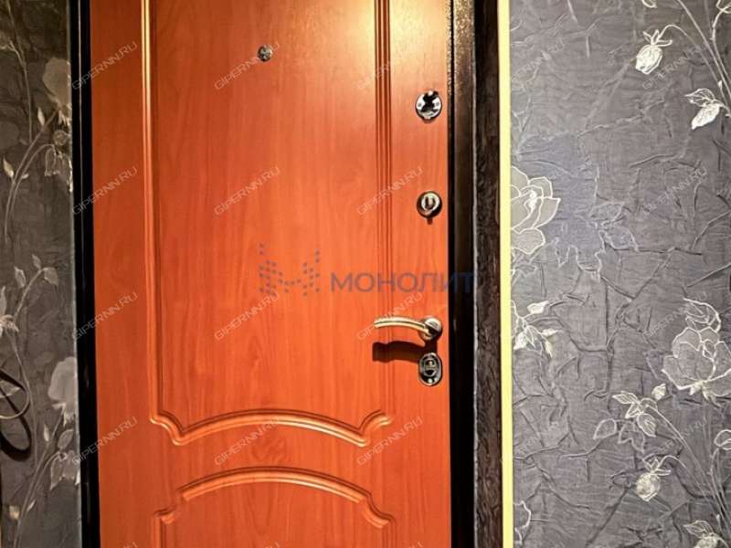 двухкомнатная квартира на бульваре 60-летия Октября дом 1