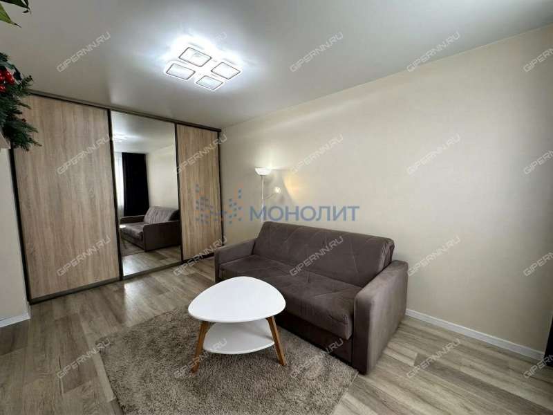 однокомнатная квартира на улице Июльских Дней дом 1 к2