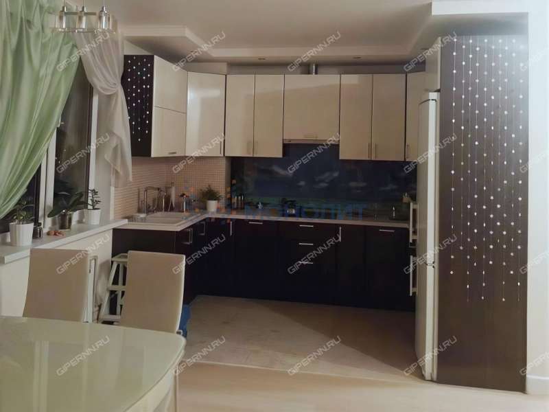 трёхкомнатная квартира на улице Бориса Панина дом 7в