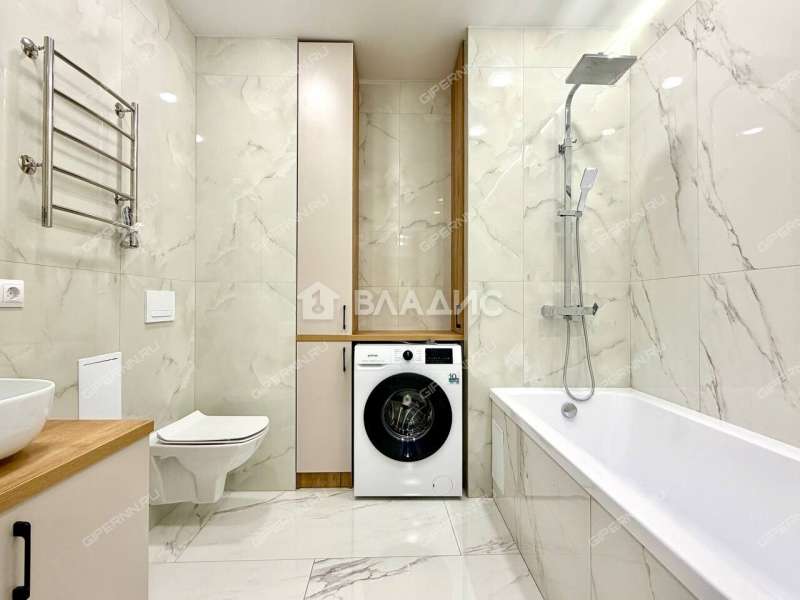 трёхкомнатная квартира на Ошарской улице дом 98 к1