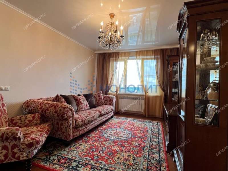 трёхкомнатная квартира на Волжской набережной дом 21