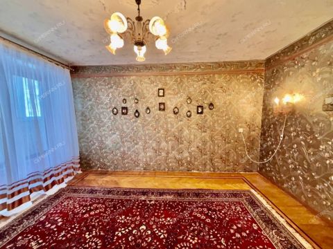 4-komnatnaya-ul-surikova-d-16a фото