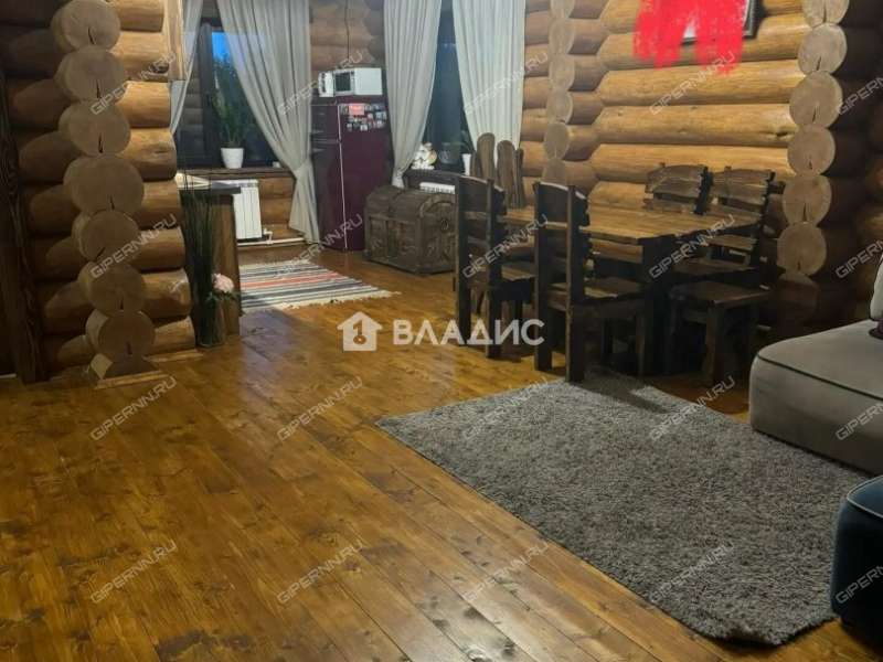 дом на улице Лесная сельский посёлок Заречный