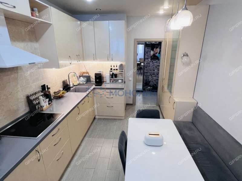 двухкомнатная квартира на Волжской набережной дом 8 к1