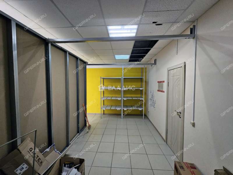 помещение под помещение свободного назначения на улице Коминтерна