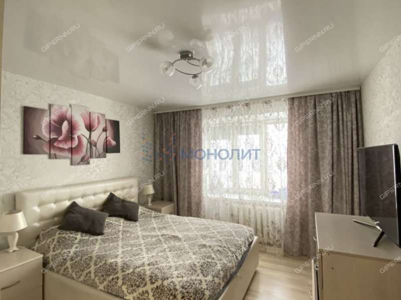 четырёхкомнатная квартира на улице Петрищева дом 10 город Дзержинск