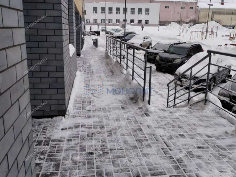 помещение под офис, торговую площадь на проспекте Гагарина