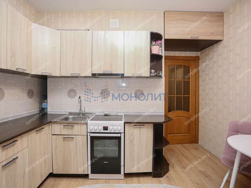 однокомнатная квартира на бульваре 60-летия Октября дом 23 к4