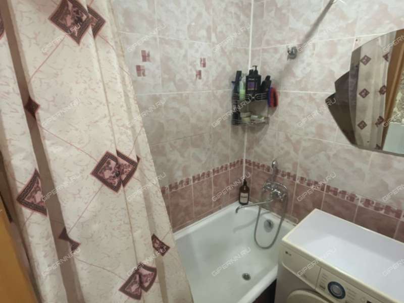 трёхкомнатная квартира на улице Красные Зори дом 6 город Выкса