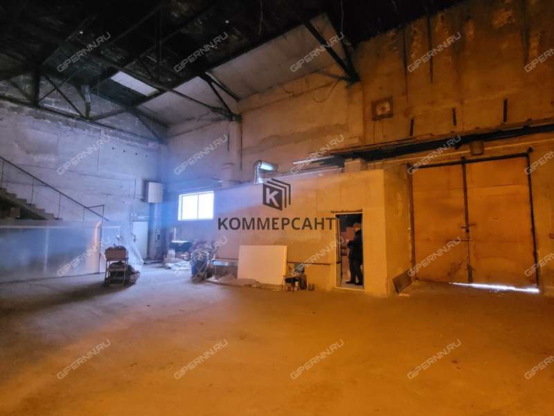 помещение под склад на Памирской улице