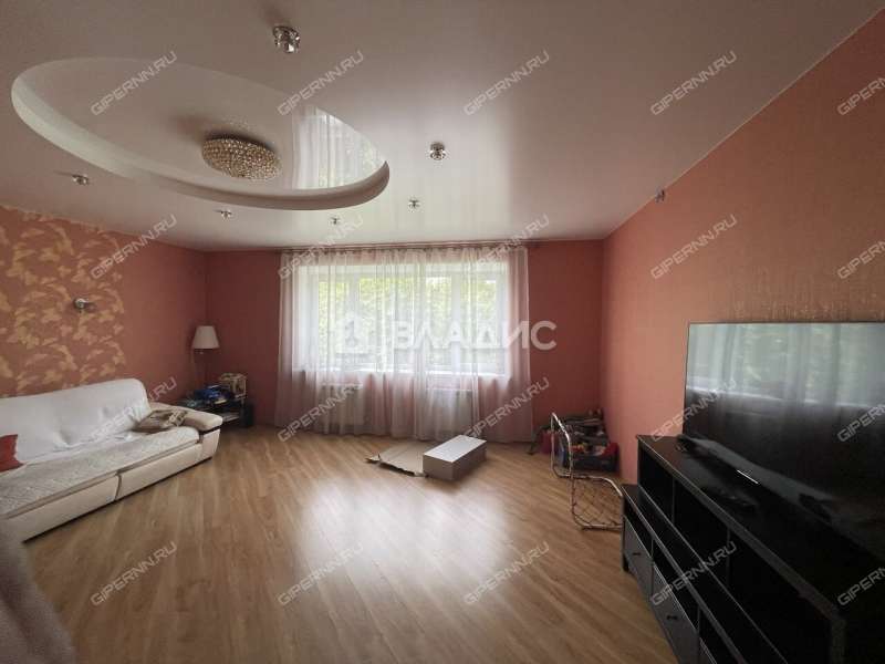 дом на 6-й улице город Бор