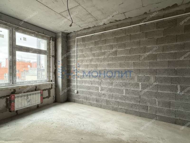 четырёхкомнатная квартира на Полтавской улице дом 15