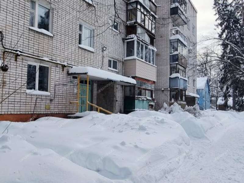 трёхкомнатная квартира в посёлке Санаторий Зелёный город дом 14