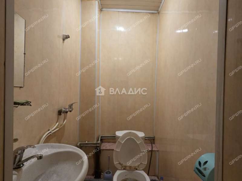 помещение под помещение свободного назначения на Народной улице