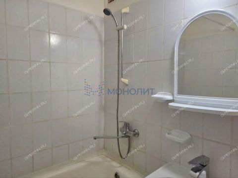 3-komnatnaya-poselok-novosmolinskiy-volodarskiy-rayon фото