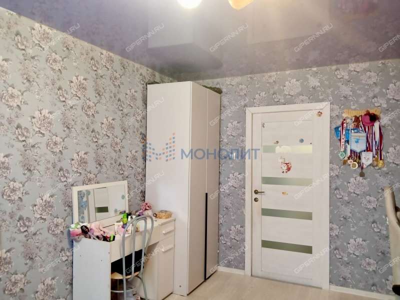 четырёхкомнатная квартира на проспекте Бусыгина дом 50