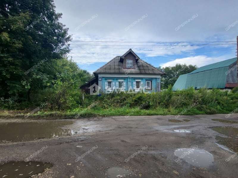 дом на улице Суворова город Чкаловск