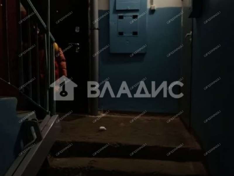 четырёхкомнатная квартира на Артельной улице дом 10А