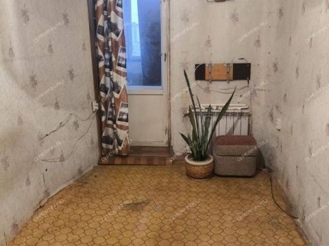 1-komnatnaya-ul-plotnikova-d-3 фото