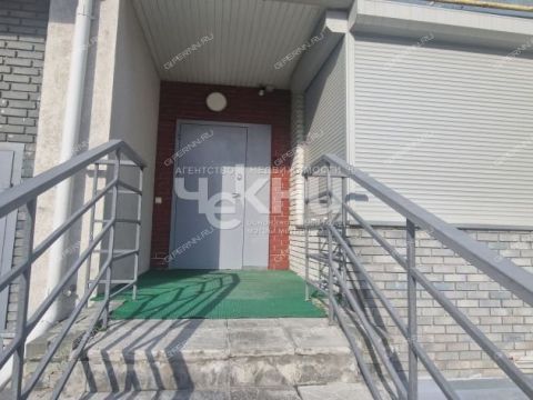 3-komnatnaya-ul-varvarskaya-d-40a фото