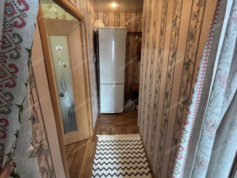 трёхкомнатная квартира на улице Федосеенко дом 91