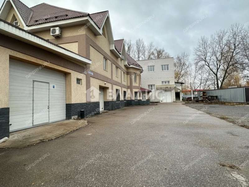 здание под офис, торговую площадь на улице Новые Пески