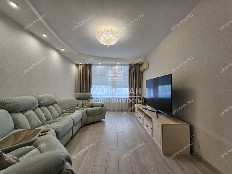 трёхкомнатная квартира на Арзамасской улице дом 5