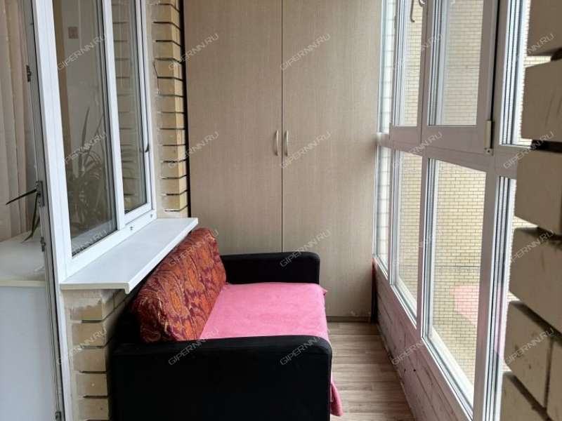 трёхкомнатная квартира на проспекте Гагарина дом 109