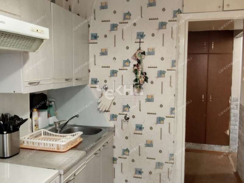 двухкомнатная квартира на улице Сергея Есенина дом 5