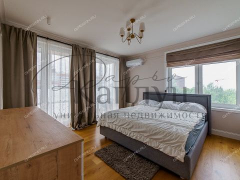 4-komnatnaya-ul-maksima-gorkogo-d-43 фото