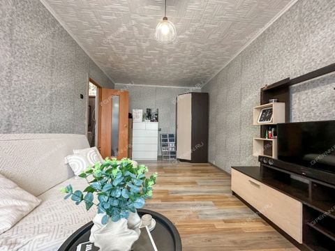 1-komnatnaya-poselok-40-let-oktyabrya-ul-monchegorskaya-d-3-2 фото