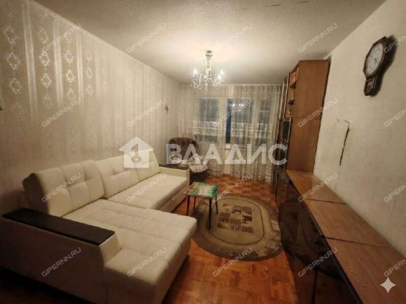 трёхкомнатная квартира на Ковалихинской улице дом 95А