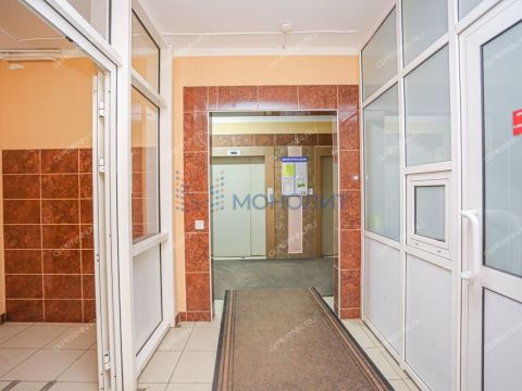 2-komnatnaya-ul-rodionova-d-43 фото