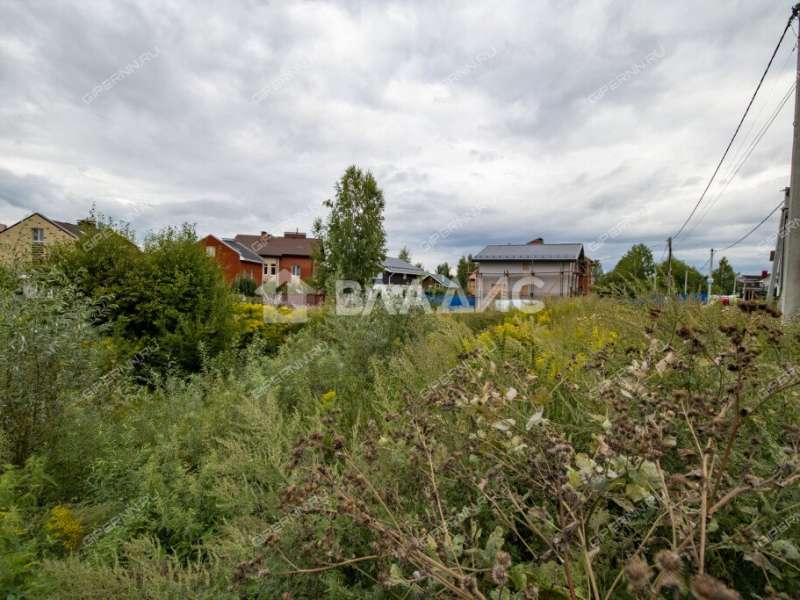 земельный участок 9,4 сотки Брусничная улица