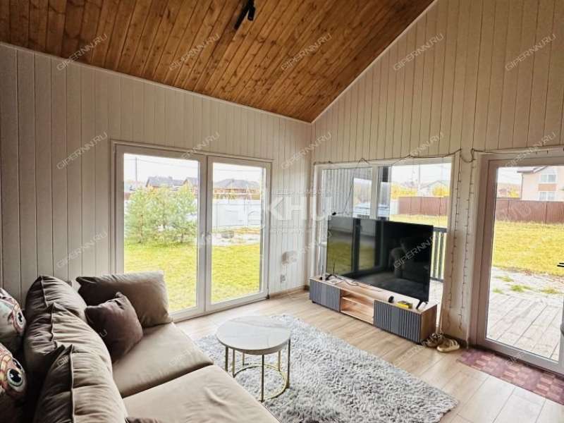 дом на Ахматовой село Каменки