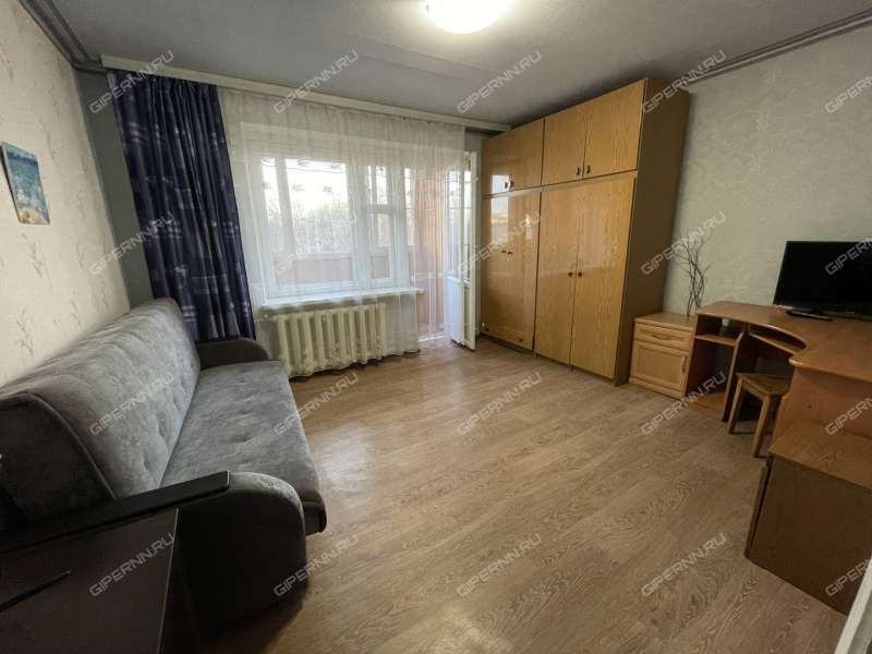 трёхкомнатная квартира на Молодёжном проспекте дом 12а