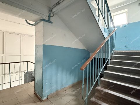 2-komnatnaya-b-r-mira-d-10 фото