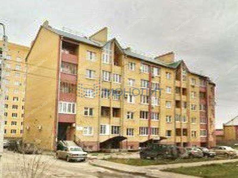 трёхкомнатная квартира на улице Бурденко дом 35