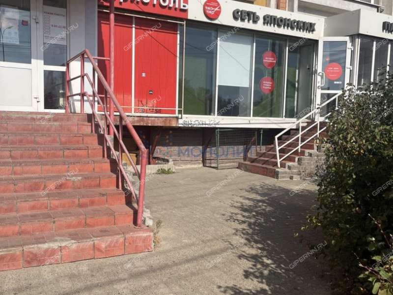 помещение под помещение свободного назначения, торговую площадь на улице Карла Маркса