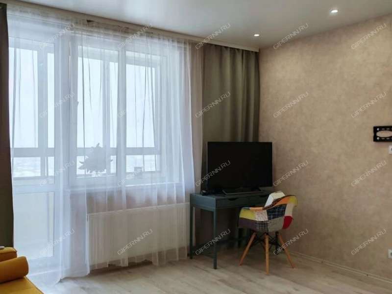 двухкомнатная квартира на улице Июльских Дней дом 1/2