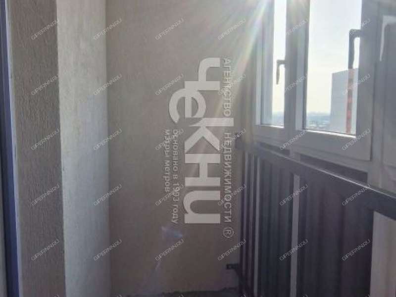 однокомнатная квартира на улице Июльских Дней дом 11