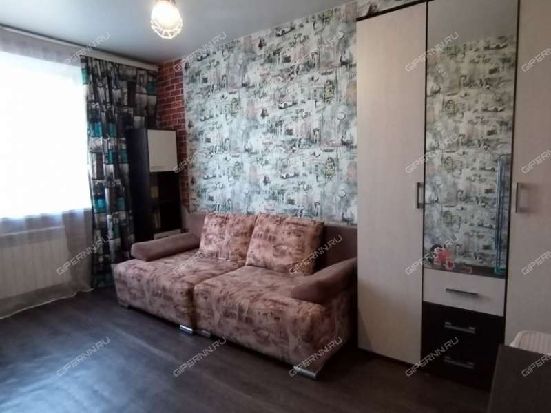 трёхкомнатная квартира на улице Германа Лопатина дом 5