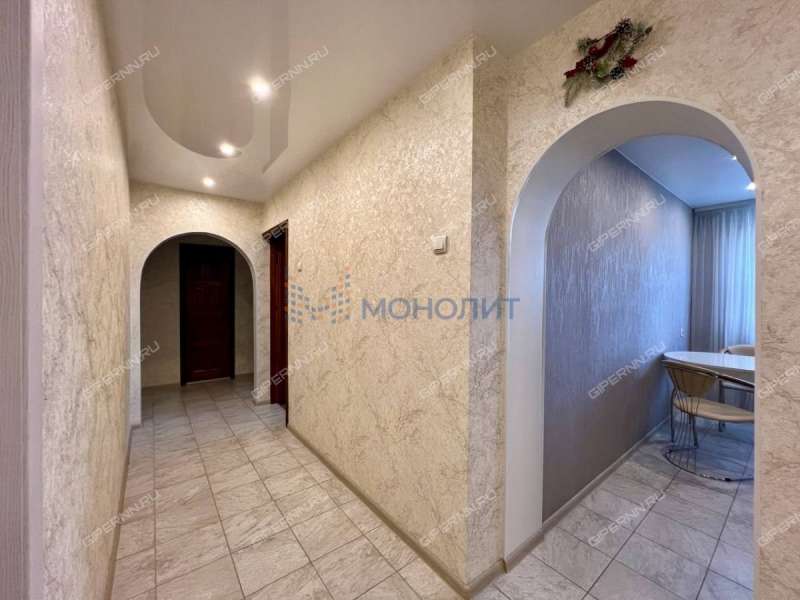 трёхкомнатная квартира на улице Богдановича дом 7