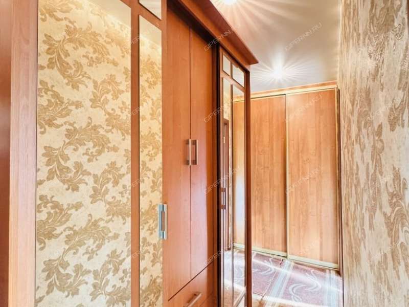 трёхкомнатная квартира на улице Мельникова дом 8