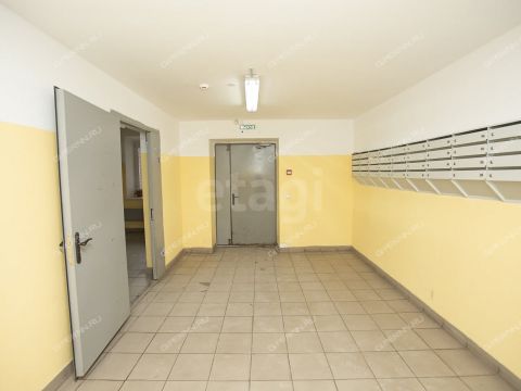 2-komnatnaya-ul-gornaya-d-6a фото